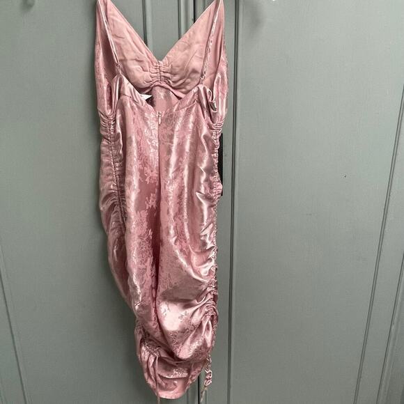 Princess Polly Iyana Pink Satin Dress Size 0 Ruching Mini Slip - Picture 3 of 7